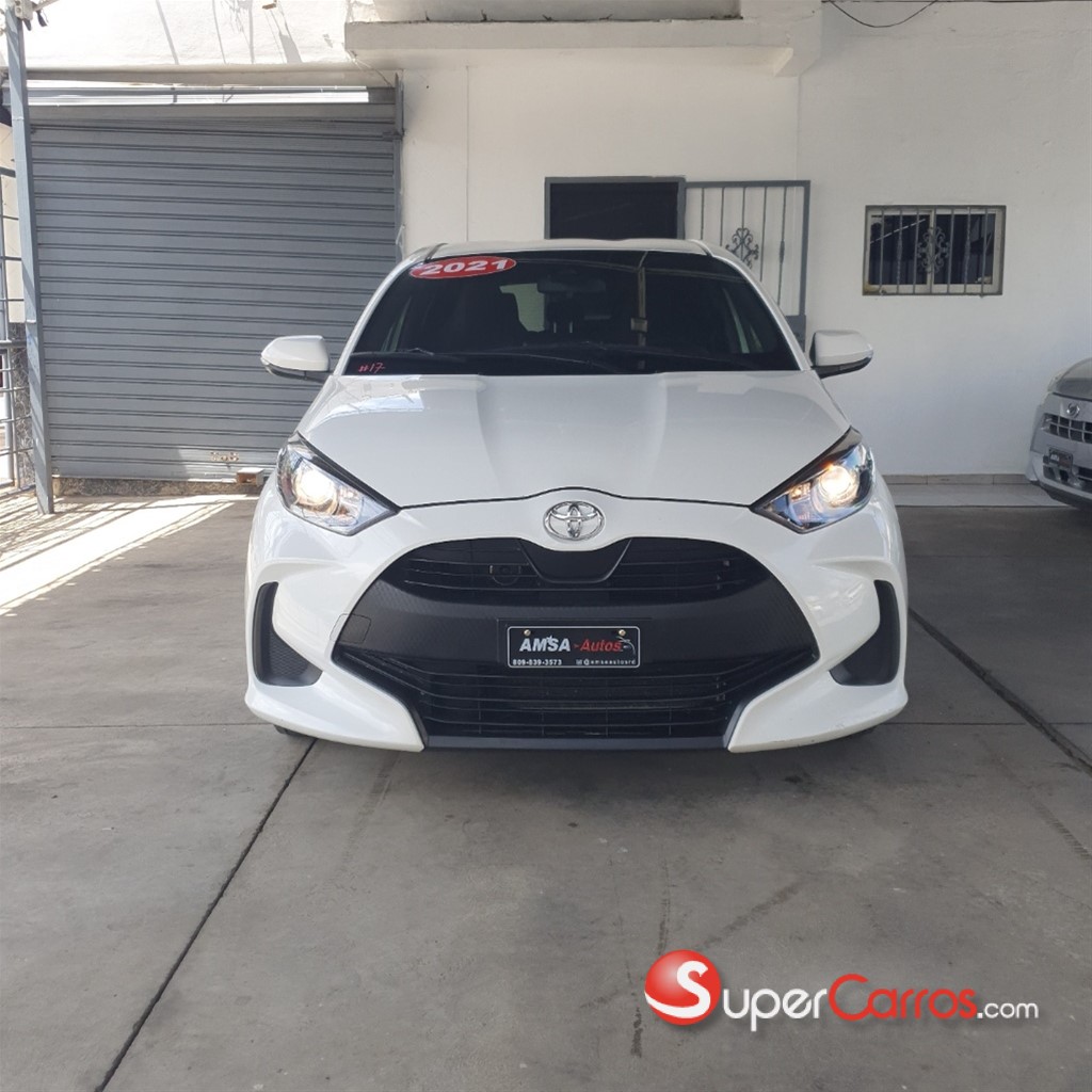 2021 Toyota Yaris — foto 2 / 12