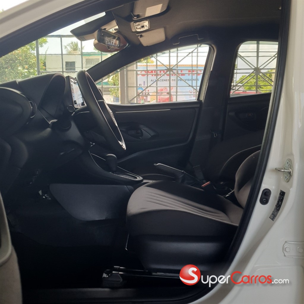 2021 Toyota Yaris — foto 9 / 12