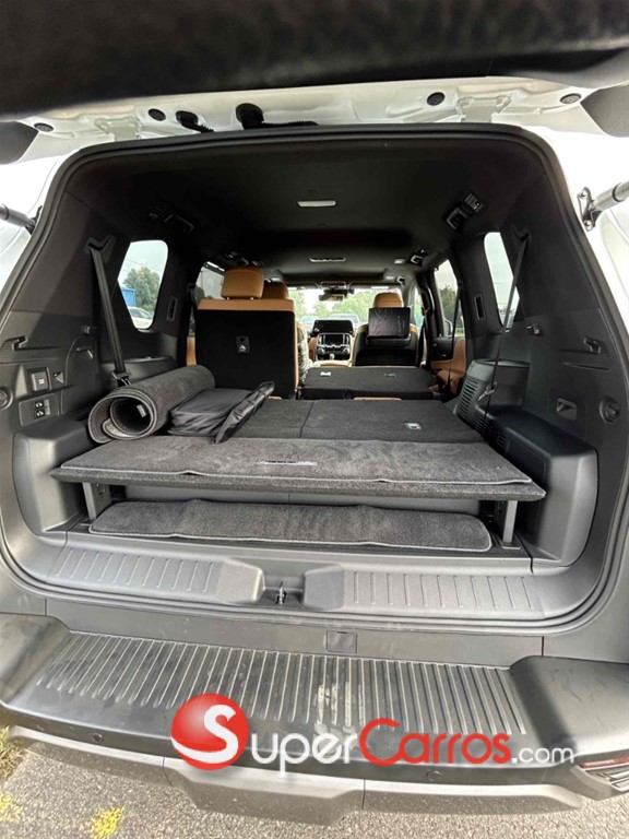 2025 Lexus LX 700 H Urban — foto 5 / 12
