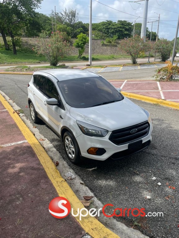 2018 Ford Escape SE — foto 2 / 12