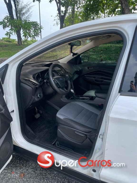 2018 Ford Escape SE — foto 5 / 12