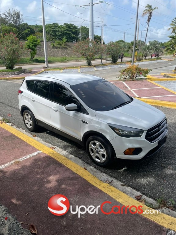 2018 Ford Escape SE — foto 12 / 12