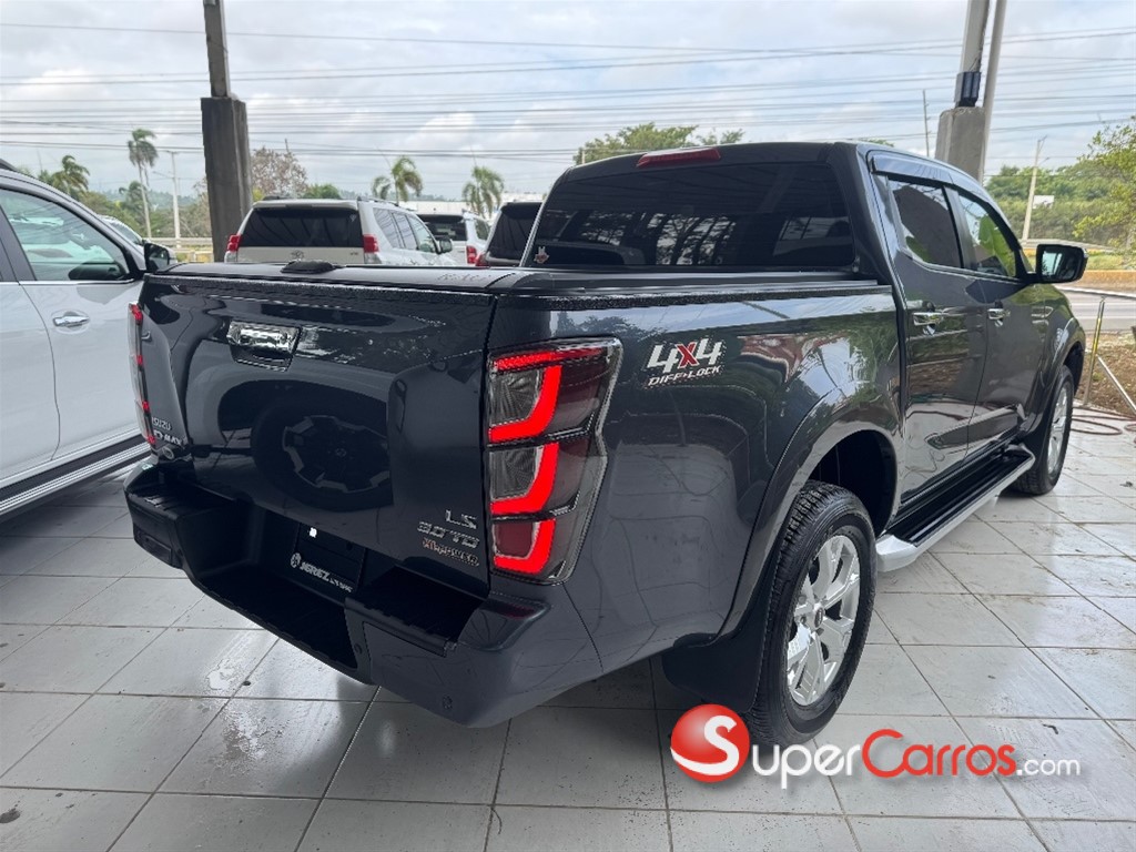 2025 Isuzu DMAX — foto 4 / 10