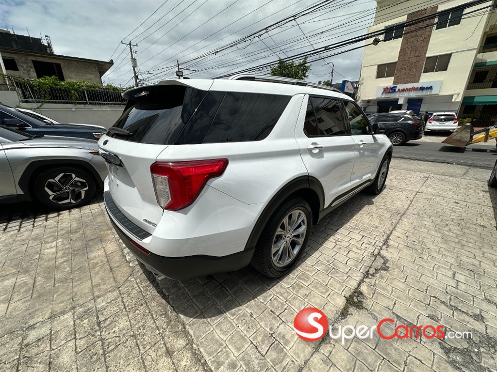 2021 Ford Explorer Limited — foto 8 / 12
