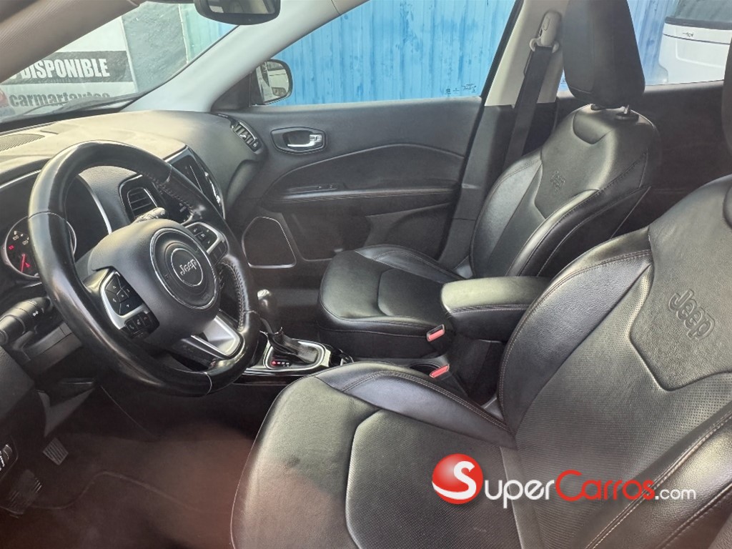 2020 Jeep Compass Limited — foto 8 / 10