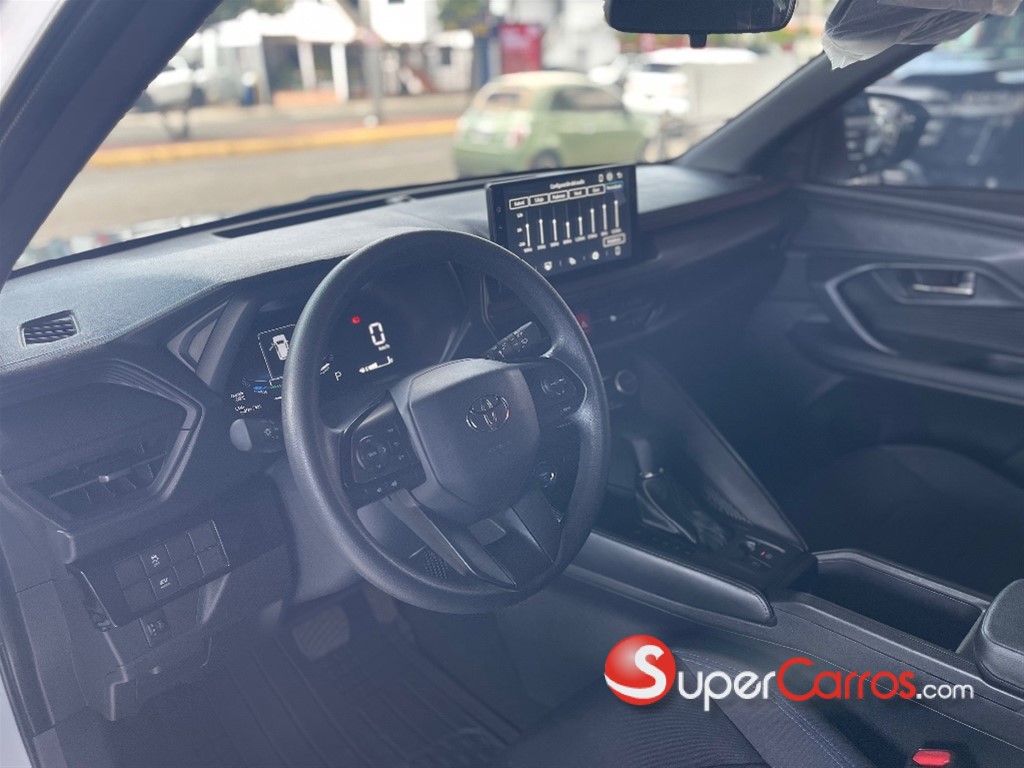 2024 Toyota Yaris Cross Full Híbrido — foto 3 / 10