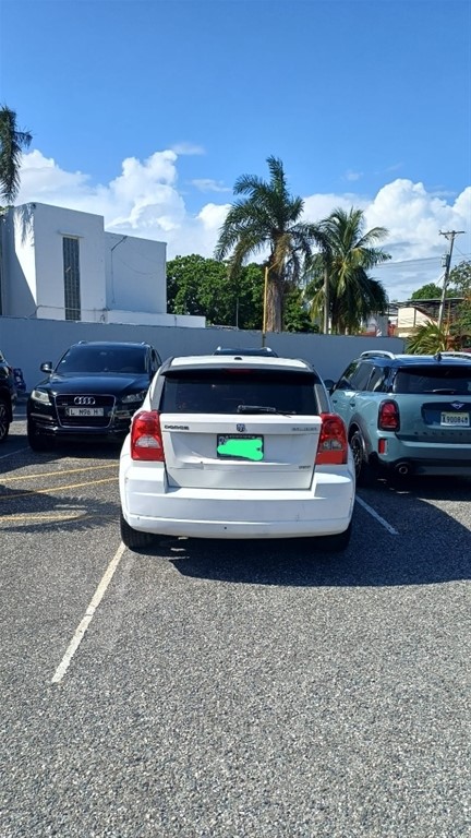 2010 Dodge Caliber — foto 2 / 4