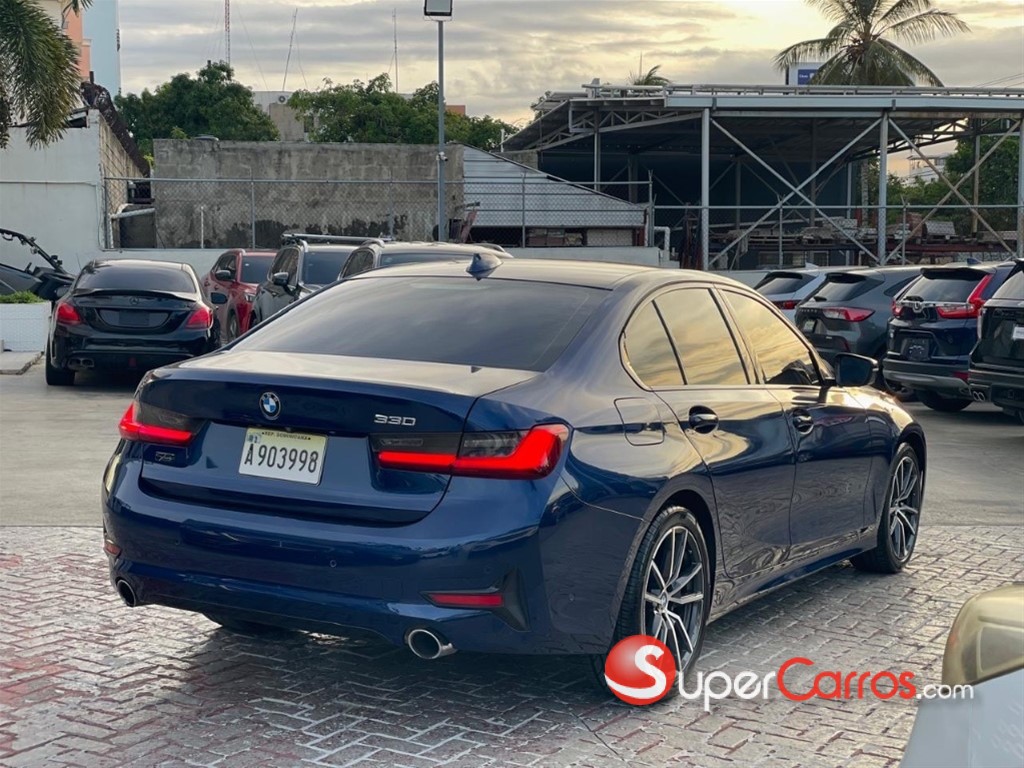 2020 BMW Serie 3 330i — foto 6 / 11