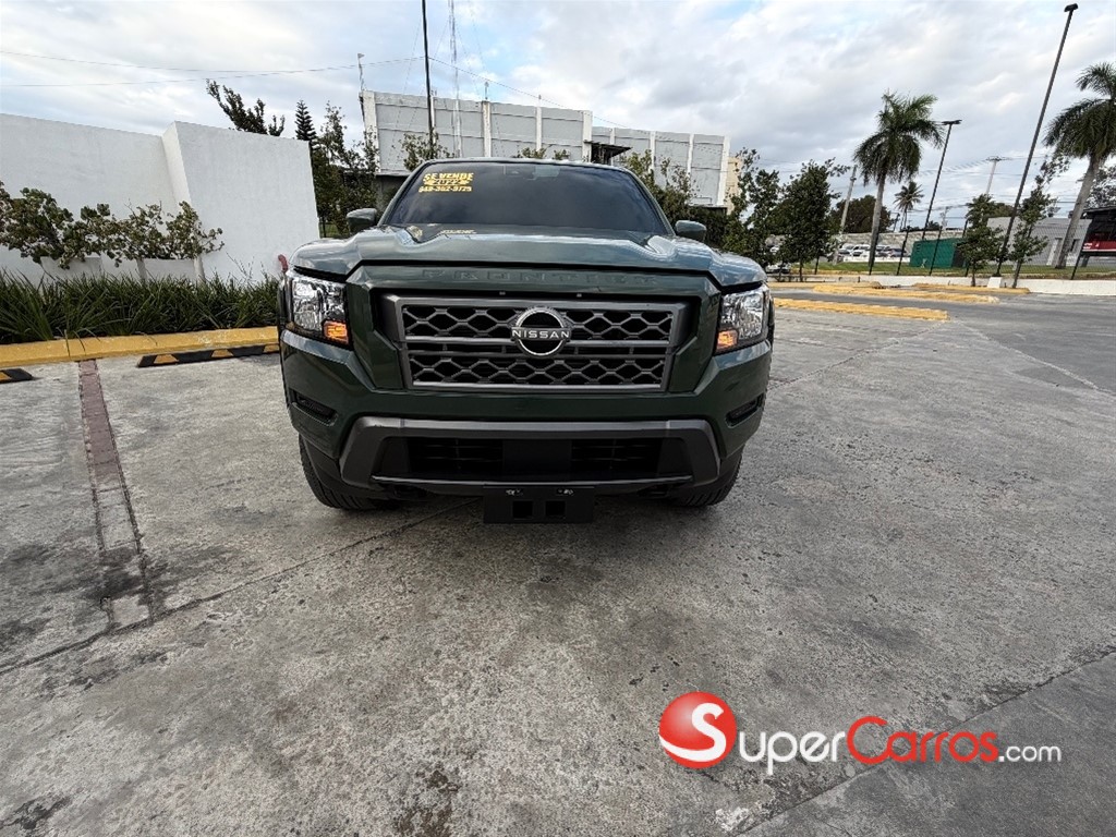 2022 Nissan Frontier EX