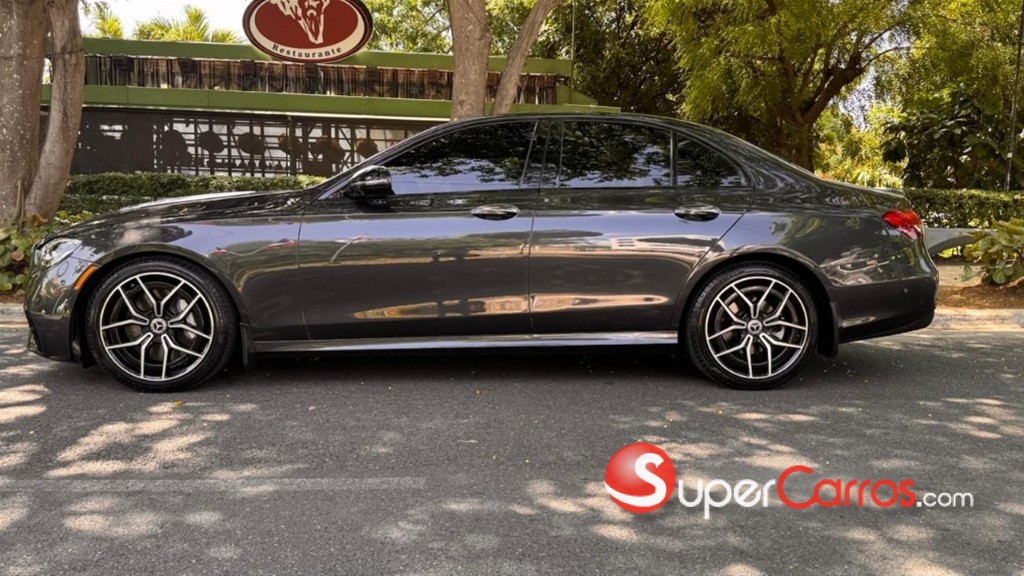 2021 Mercedes-Benz Clase E 350 — foto 4 / 12