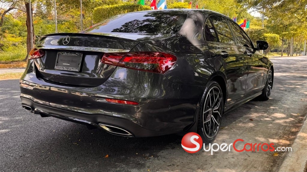 2021 Mercedes-Benz Clase E 350 — foto 9 / 12