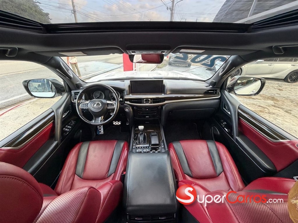 2021 Lexus LX 570 Sport — foto 10 / 12