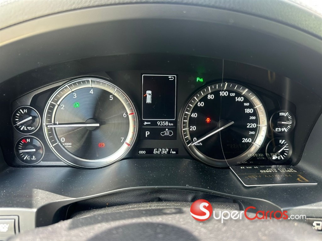 2019 Lexus LX 570 — foto 4 / 5