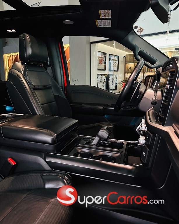 2022 Ford F 150 Raptor — foto 6 / 12