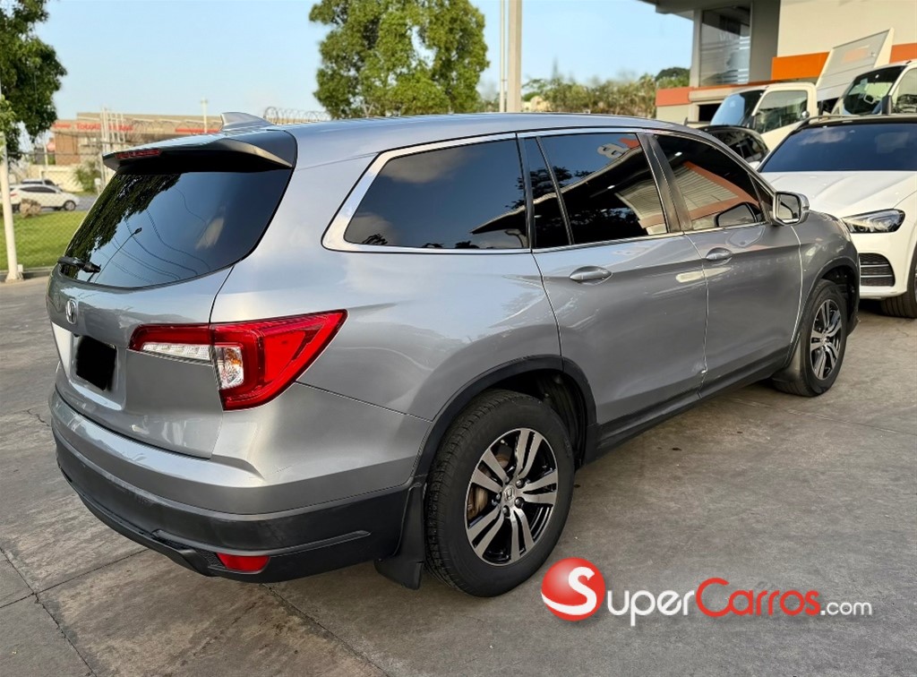 2019 Honda Pilot LX — foto 5 / 12