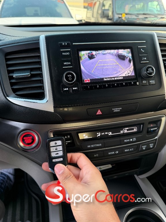 2019 Honda Pilot LX — foto 12 / 12