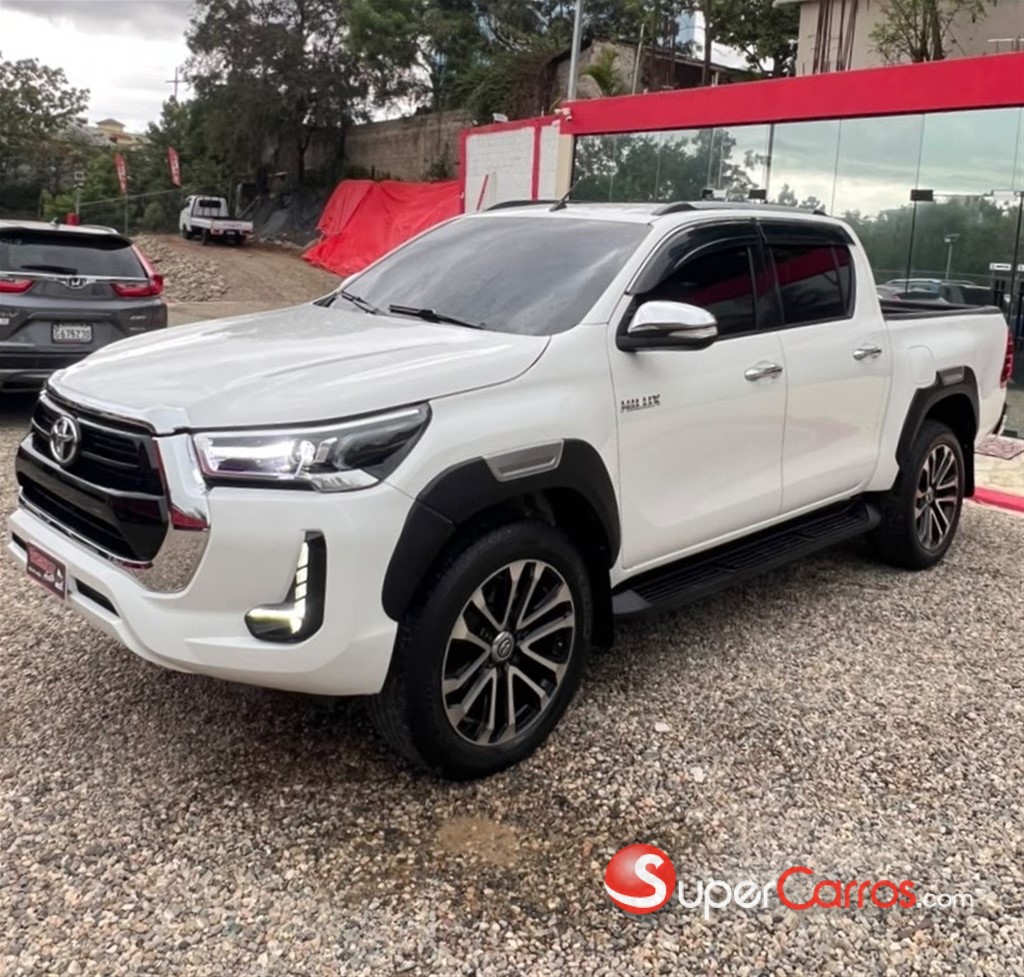 2020 Toyota Hilux — foto 9 / 10