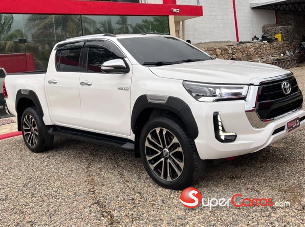 2020 Toyota Hilux — foto 10 / 10