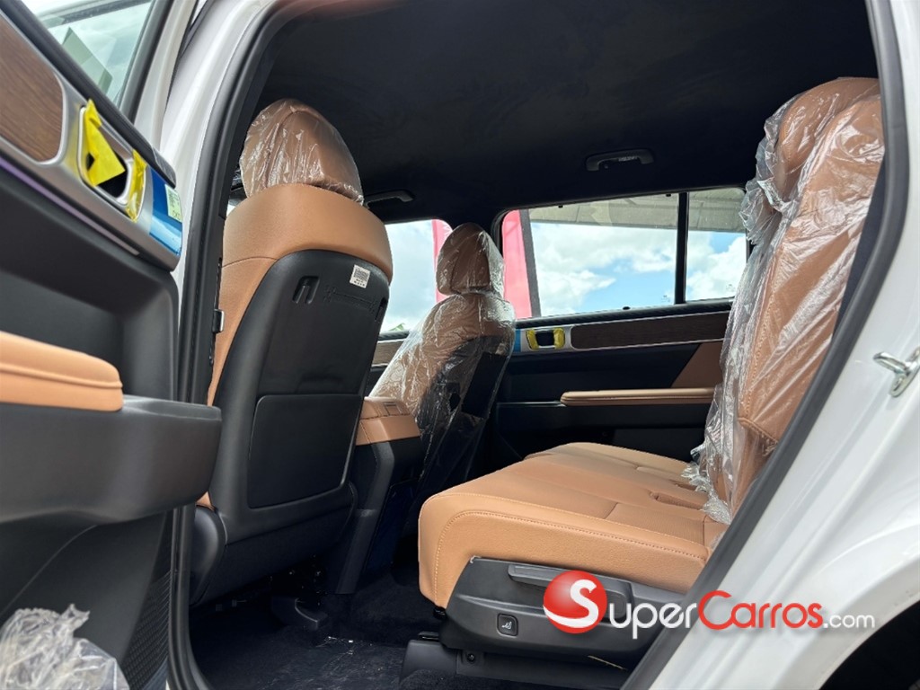 2026 Hyundai Grand Santa Fe — foto 4 / 9