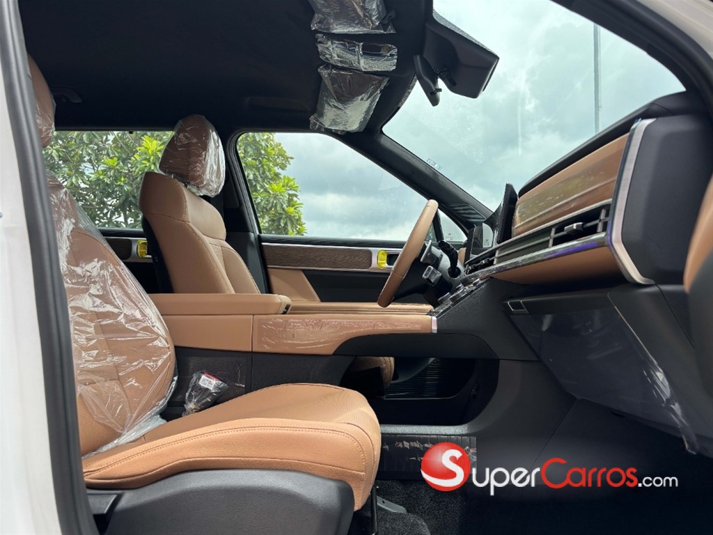 2026 Hyundai Grand Santa Fe — foto 8 / 9