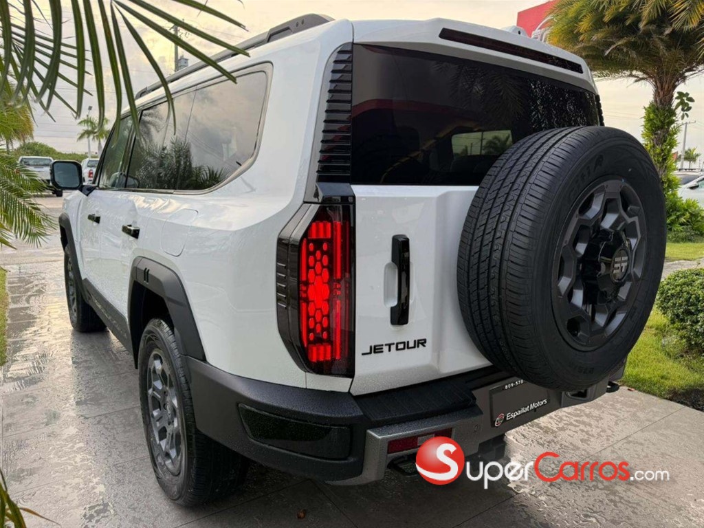 2027 Jetour G700 — foto 3 / 12
