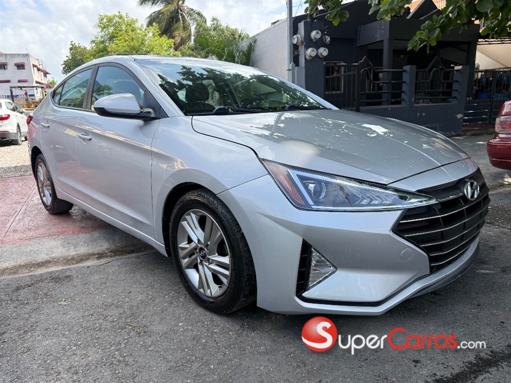 2020 Hyundai Elantra SEL — foto 3 / 12