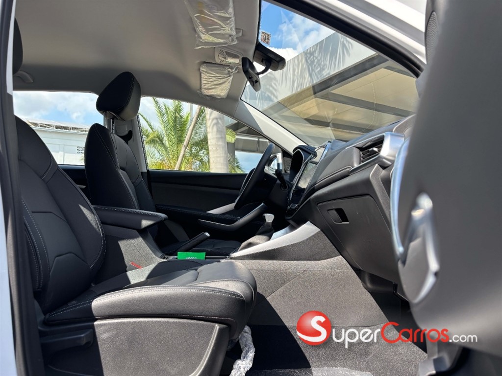 2025 Chevrolet Captiva LT — foto 7 / 8