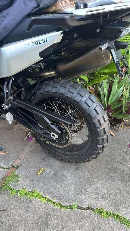 2023 Husqvarna Norden 901 — foto 3 / 6