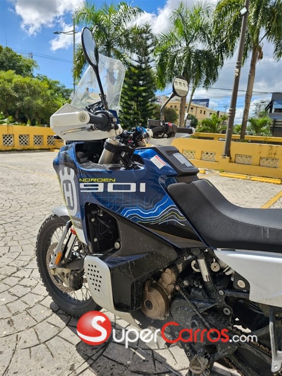 2023 Husqvarna Norden 901 — foto 5 / 6