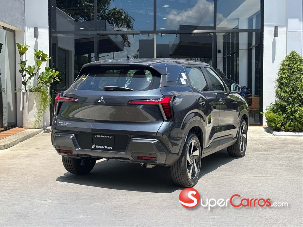 2027 Mitsubishi Motors Outlander Sport — foto 9 / 9