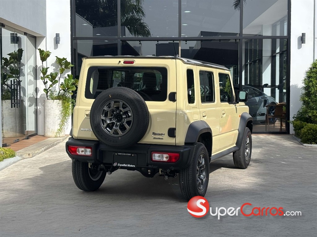 2027 Suzuki Jimny GLX — foto 8 / 8