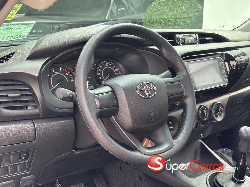 2026 Toyota Hilux — foto 4 / 7