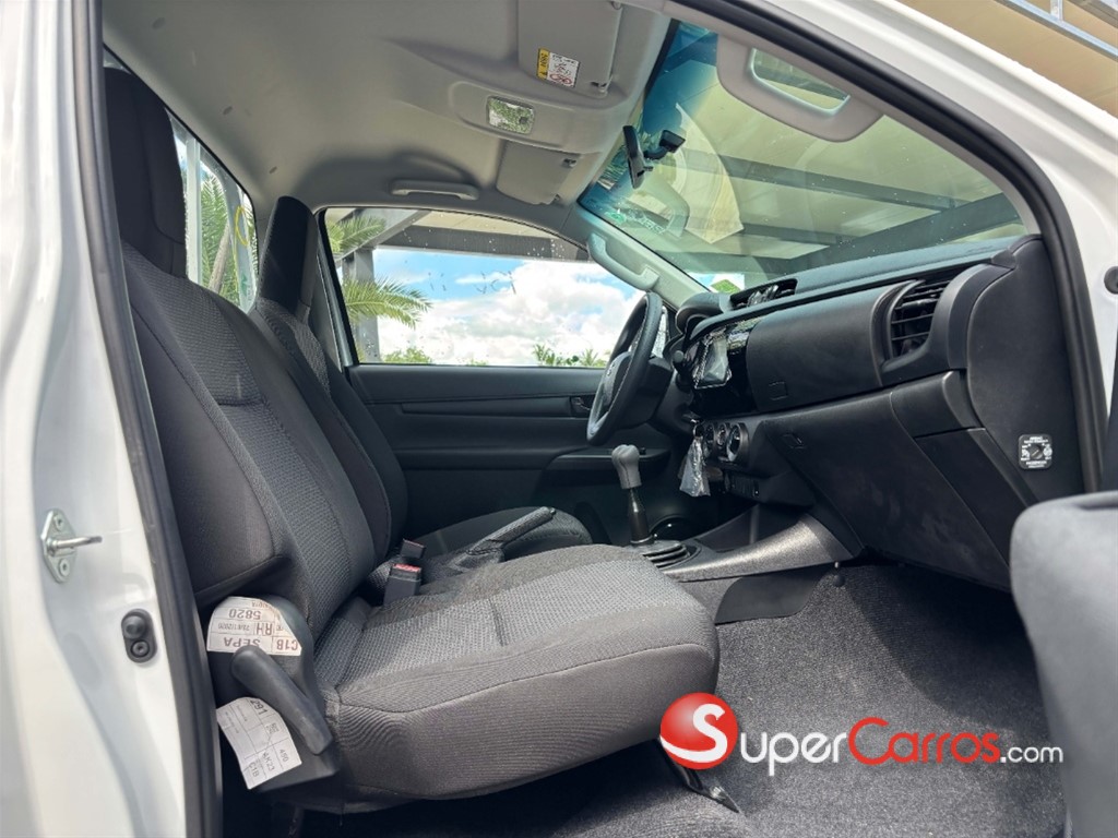 2026 Toyota Hilux — foto 6 / 7