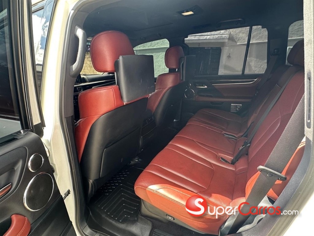 2019 Lexus LX 570 — foto 9 / 10