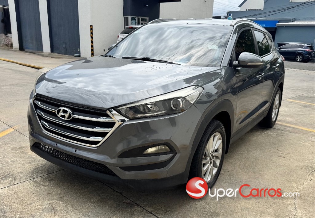 2016 Hyundai Tucson — foto 2 / 12