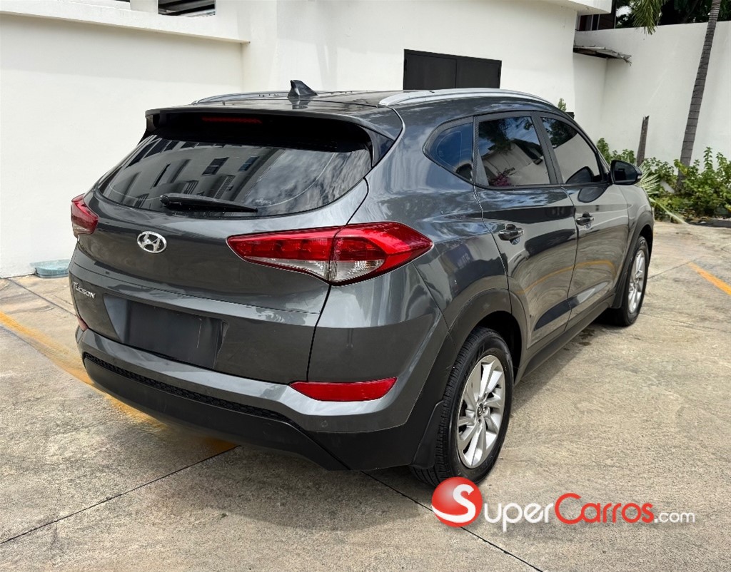 2016 Hyundai Tucson — foto 4 / 12