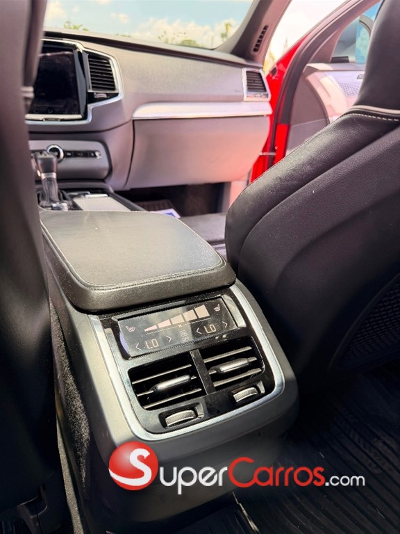 2016 Volvo XC90 R-design T5 — foto 11 / 12