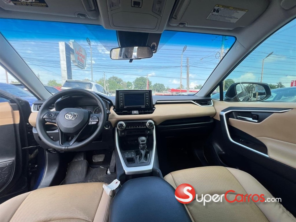 2021 Toyota RAV4 XLE — foto 7 / 9