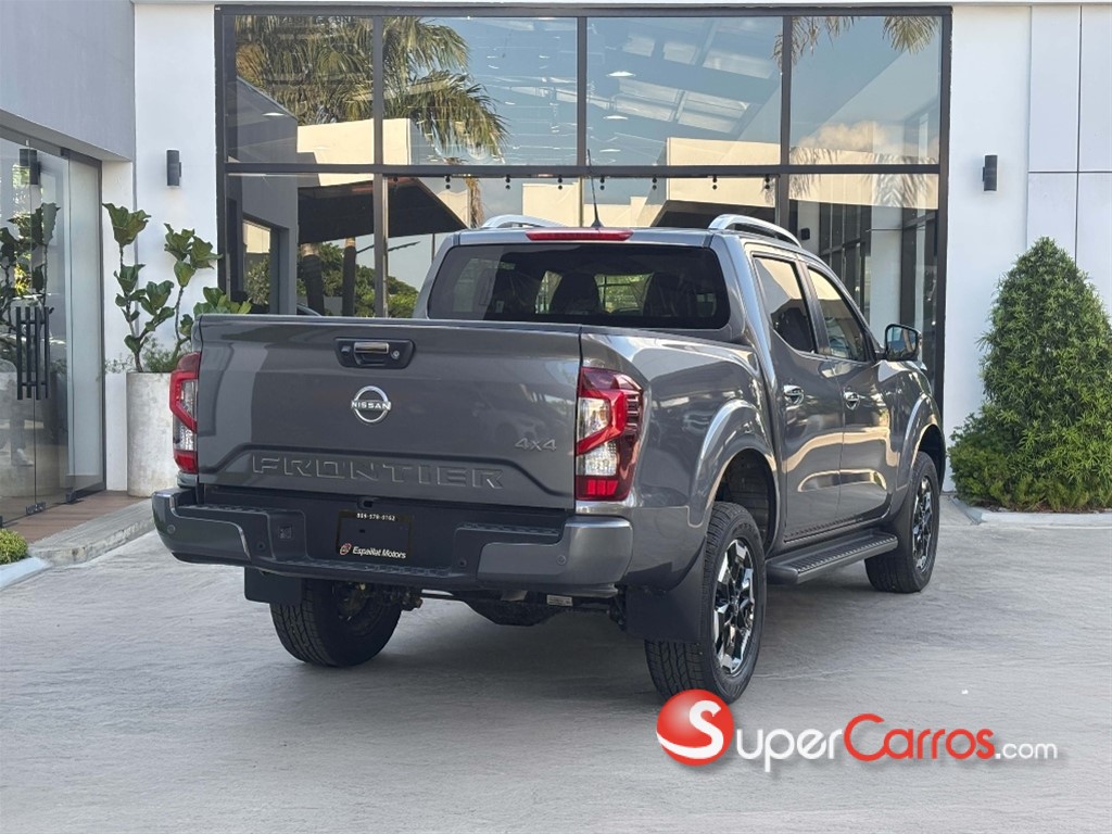 2027 Nissan Frontier LE — foto 7 / 7