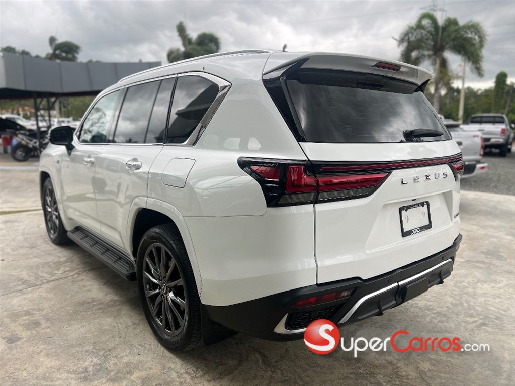 2023 Lexus LX 600 Sport — foto 4 / 12