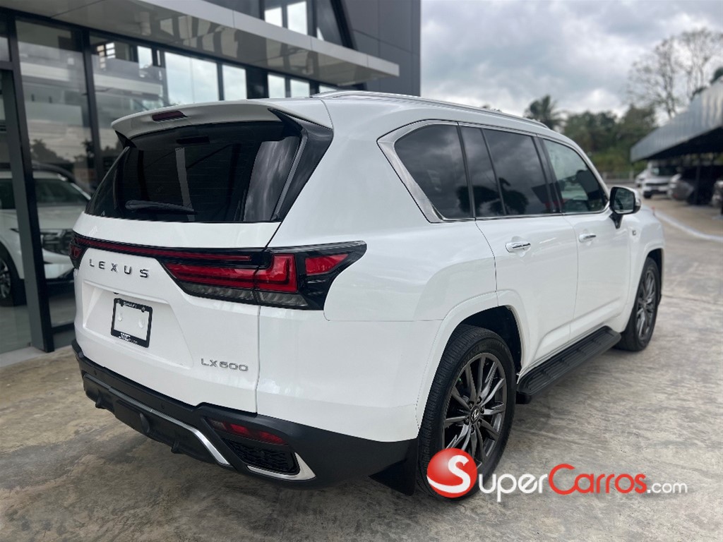 2023 Lexus LX 600 Sport — foto 6 / 12
