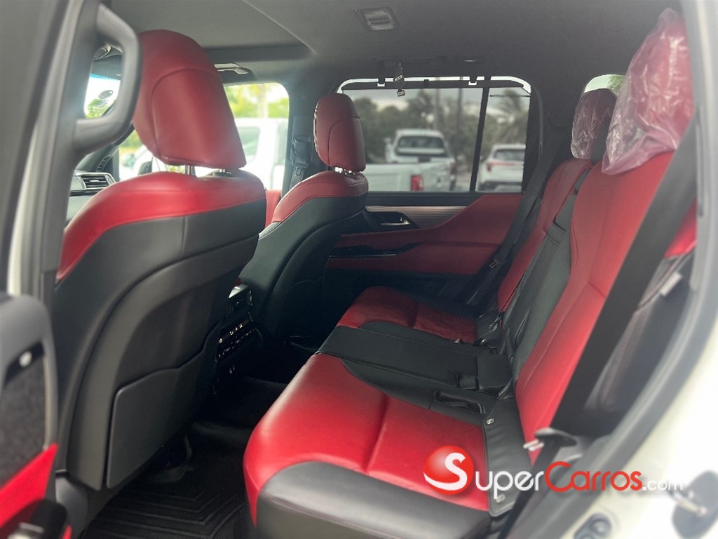 2023 Lexus LX 600 Sport — foto 11 / 12