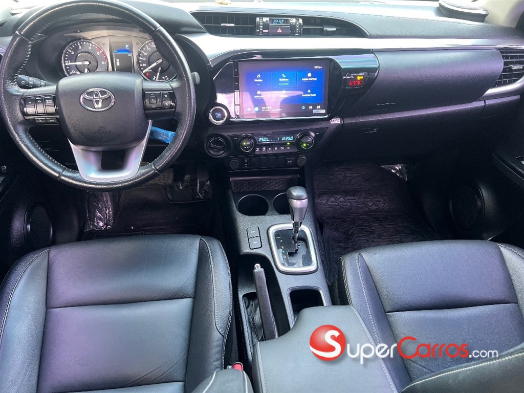2025 Toyota Hilux SRV — foto 7 / 12