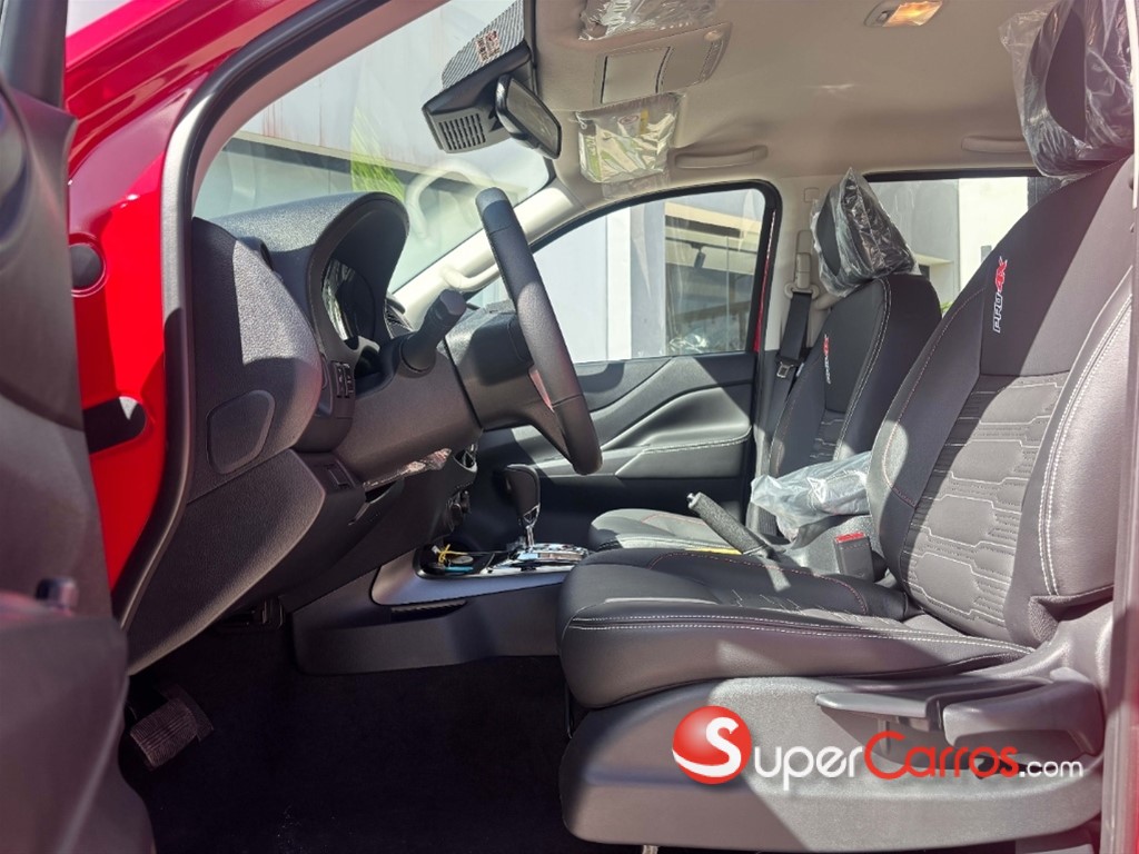 2026 Nissan Frontier Pro-4X — foto 3 / 7