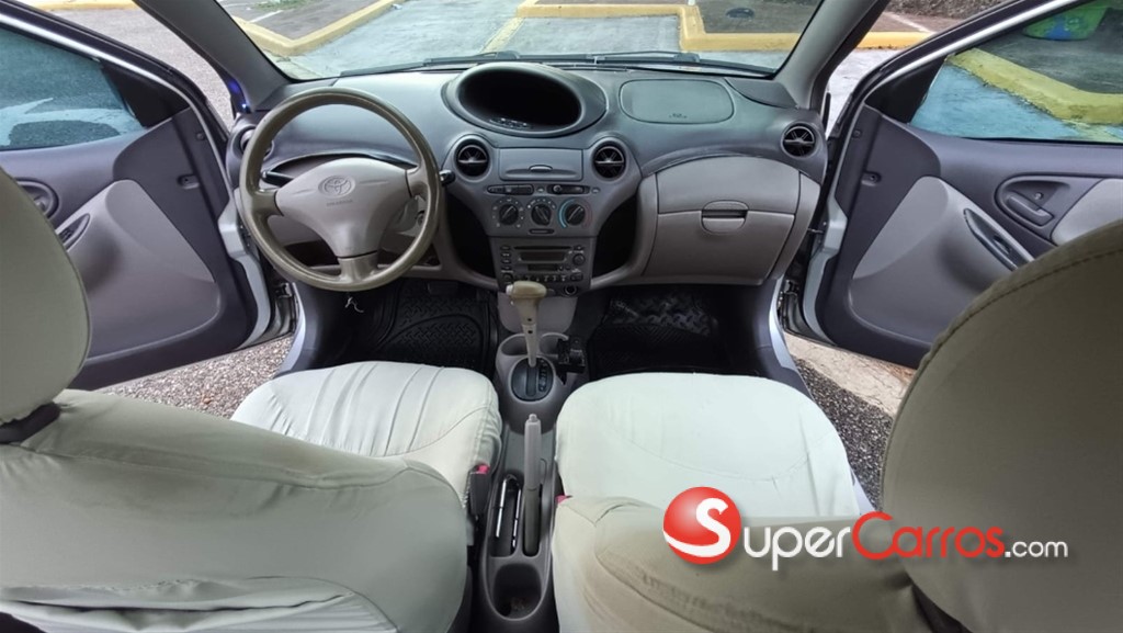 2002 Toyota Platz — foto 8 / 10