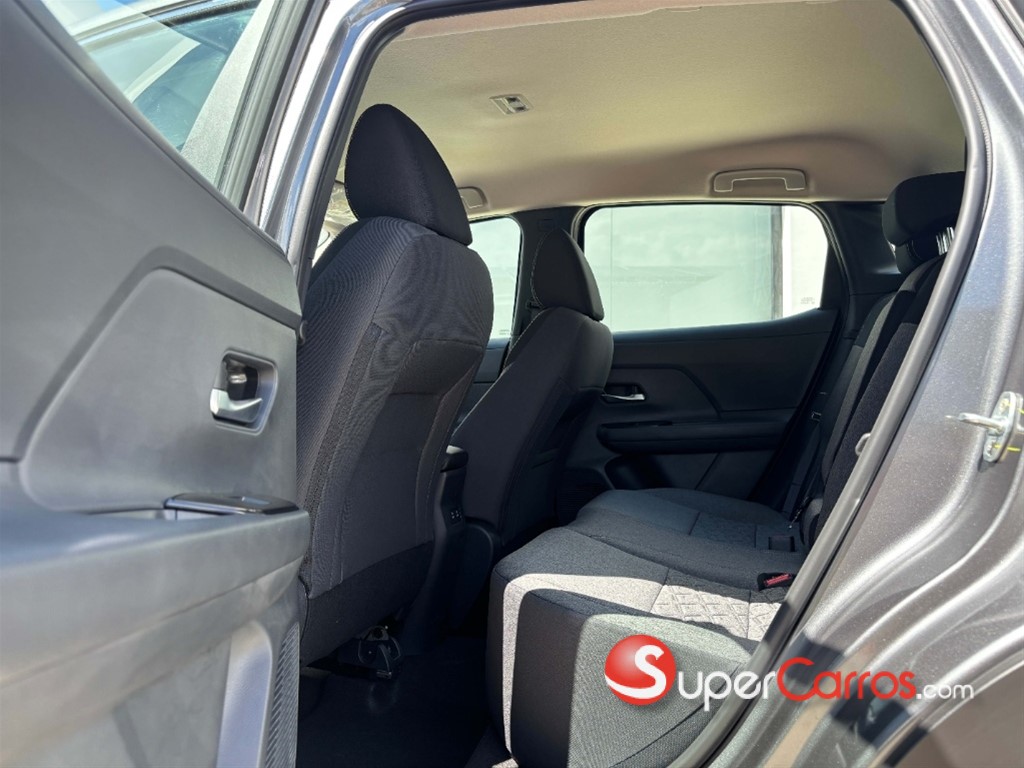 2027 Nissan Kicks Advance — foto 4 / 8