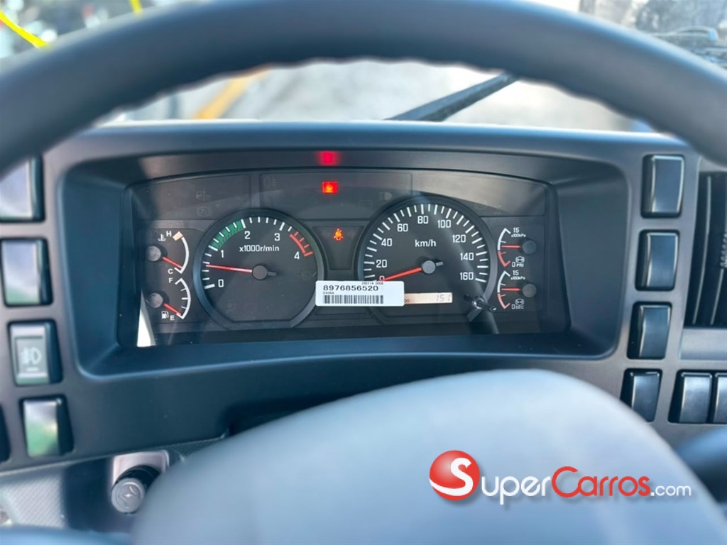 2027 Isuzu FSR — foto 4 / 12