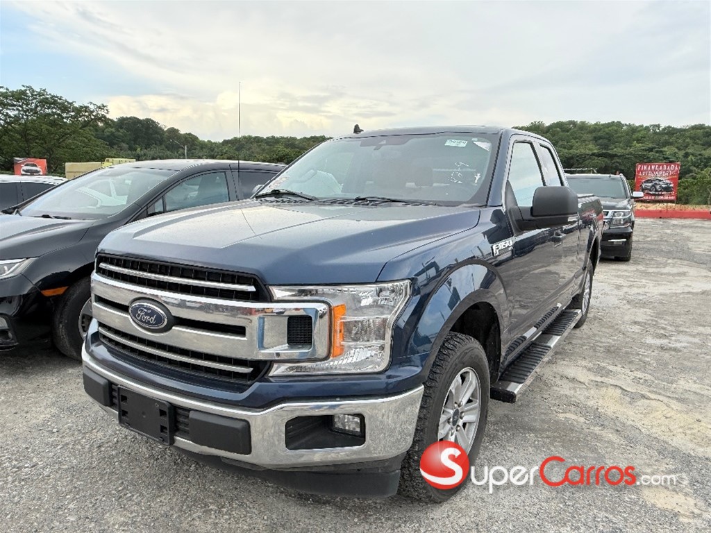 2020 Ford F 150 XLT — foto 2 / 9