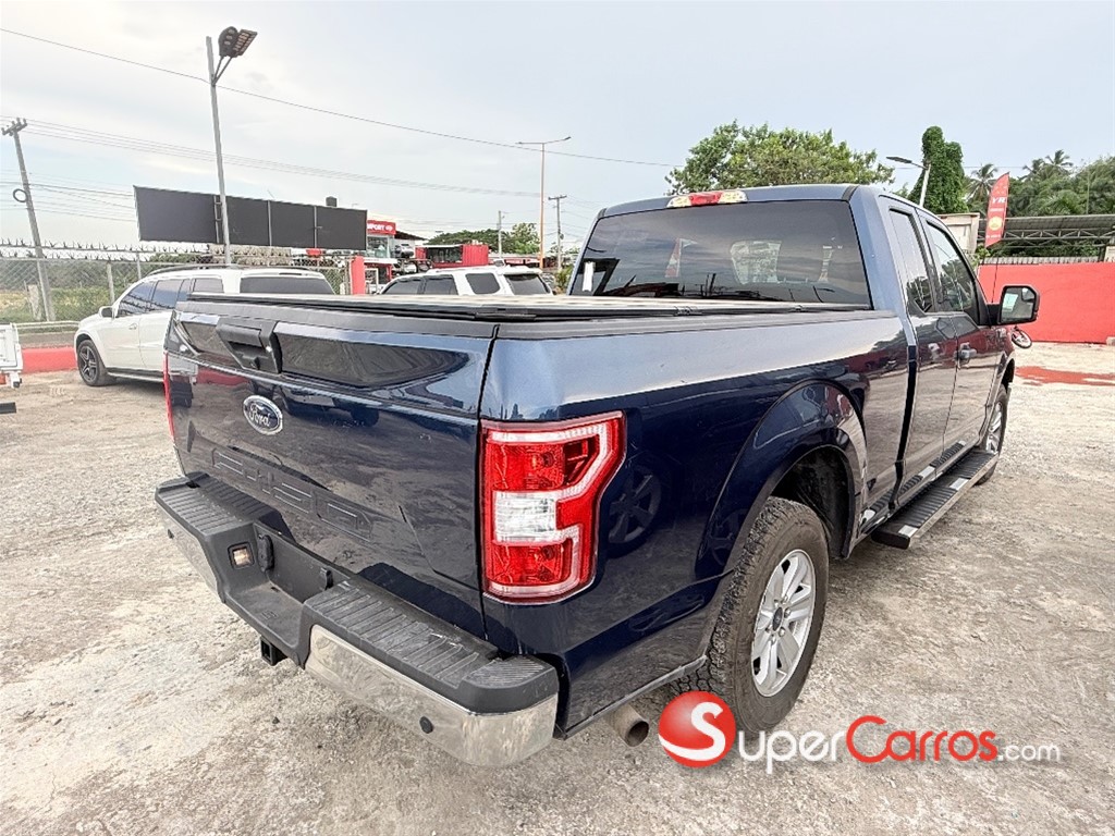 2020 Ford F 150 XLT — foto 5 / 9