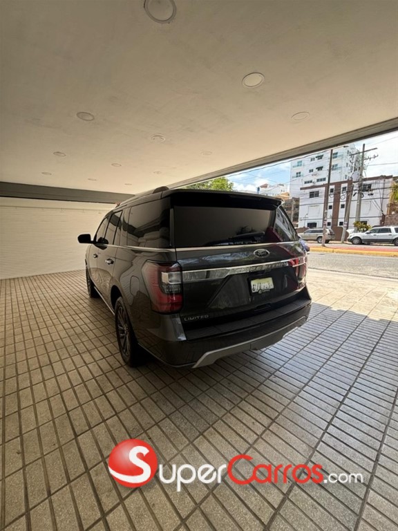 2020 Ford Expedition Limited — foto 6 / 12
